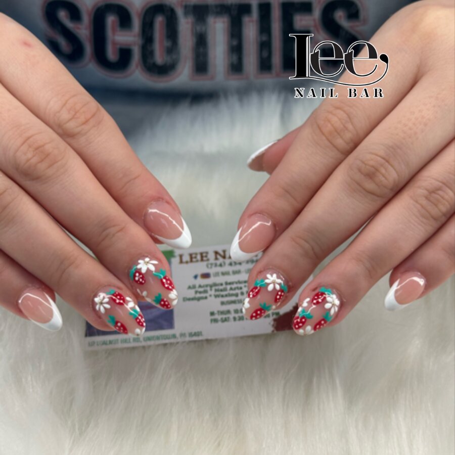 Apr 30 LEE NAIL BAR (1)